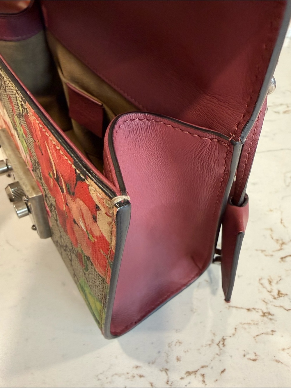 Gucci Floral Blooms GG Supreme Crossbody Shoulder Bag - Picture 9 of 9